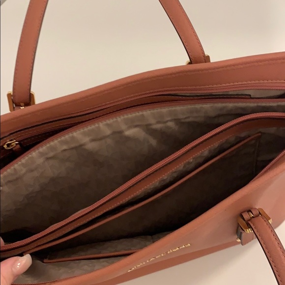 MK Dusty Rose Tote - Picture 2 of 4